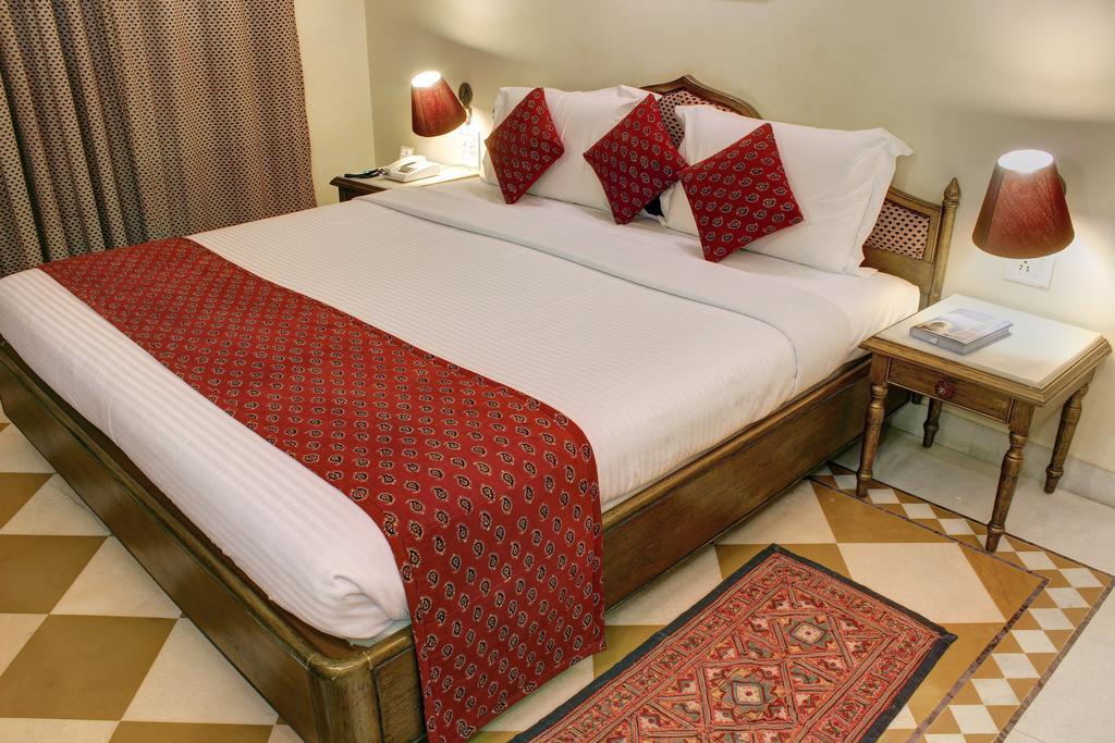 Palace On Ganges - Heritage Hotel Varanasi Cameră foto